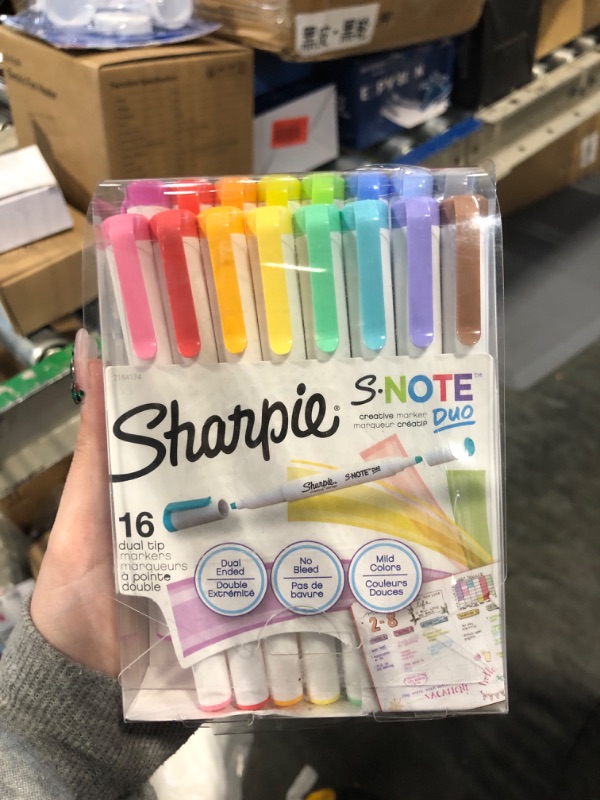 Photo 2 of SHARPIE S-Note Duo Dual-Ended Creative Markers, Part Highlighter, Part Art Marker, Assorted Colors, Fine and Chisel Tips, Includes Stand-up Easel, 16 Count