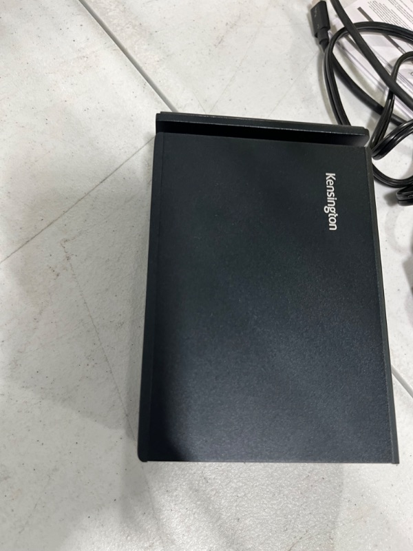 Photo 4 of Kensington SD5560T Thunderbolt 3 and USB-C Dual 4K Hybrid Docking Station
