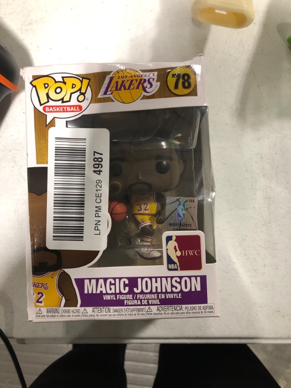 Photo 2 of Funko POP! NBA: Legends - Magic Johnson (Lakers Home)