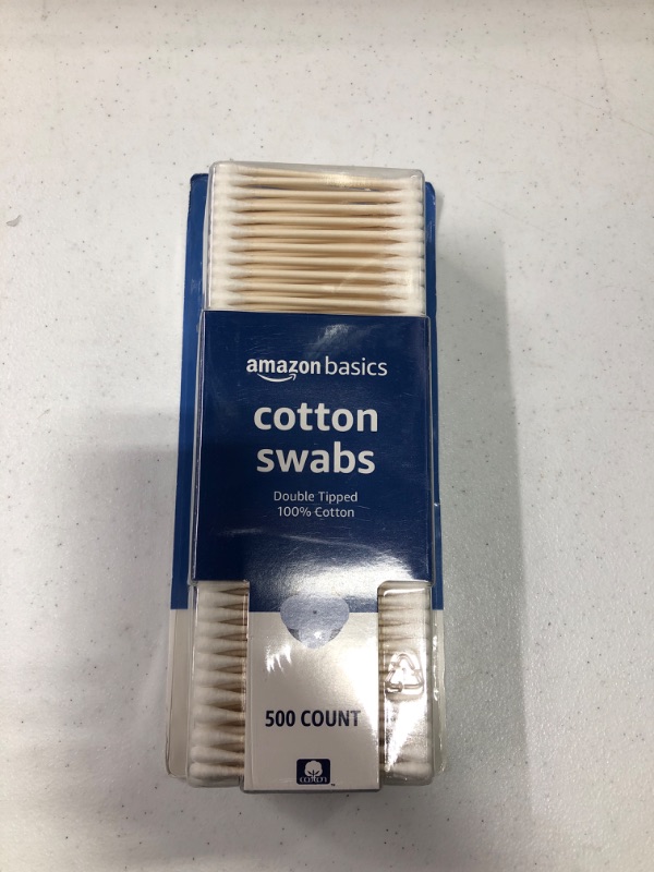 Photo 2 of Amazon Basics Cotton Swabs, 500 Count (Previously Solimo) 1 Pack