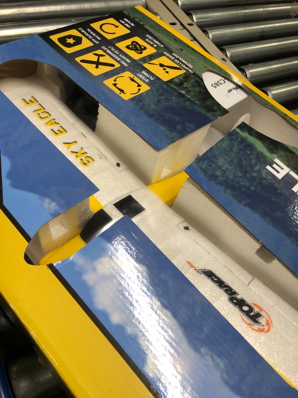 Photo 3 of **USED** 
**FOR PARTS**  Top Race RC Plane 4 Channel Remote Control Airplane Ready to Fly RC Planes for Adults, Stunt Flying Upside Down, Easy & Ready to Fly, Great Gift Toy for Adults or Advanced Kids TR-C385