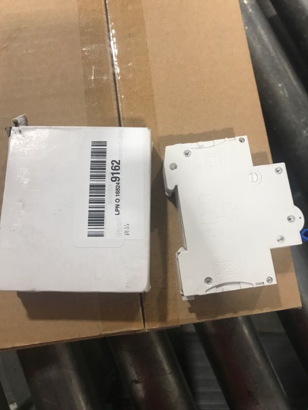 Photo 1 of 6-63A AC Miniature Circuit Breaker, 1 Pole 6 Amp 230V, DIN Rail Mounted Circuit Breakers, Overload, Short-Circuit Tripping, MCB, 110V / 120V Available
