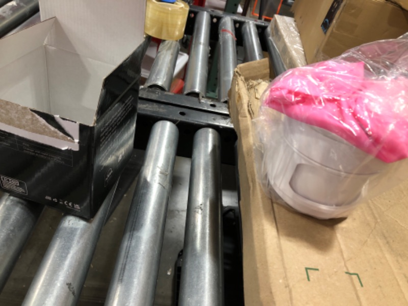 Photo 1 of Pool Chlorine Floater with Solar Light, Inflatable Flamingo Floating Chlorine Dispenser for 4x3 inch Chlorine Tabs, Anti-Sinking Bromine Chlorine Tablet Holder Floater for Pool, Hot Tub,Spa.