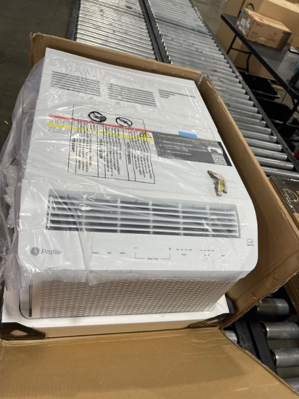 Photo 5 of *FOR PARTS* GE Profile ClearView Inverter Window AirConditioner Unit, 12,200 BTU,115 Volt,U-Shaped Adjustable Depth,Energy Efficient Cooling up to 550 sq ft.,Ultra Quiet, SMART Home Capable,Includes Remote,White 12200 BTU Inverter White