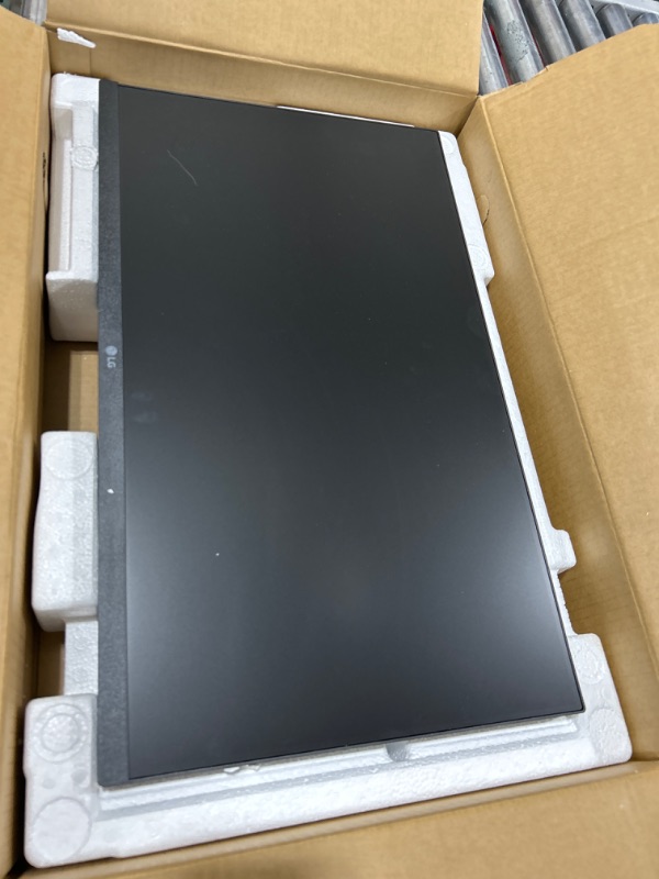 Photo 4 of LG FHD (1920 x 1080) 24 Inch Computer Monitor, IPS, AMD FreeSync, 3-Side Borderless Design, 75Hz, 5ms, Reader Mode, Smart Energy Saving, OnScreen Control, HDMI, D-Sub, 24MP400-B, Black
