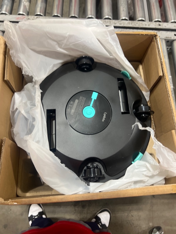 Photo 2 of (2024 Upgrade) Cordless Robotic Pool Cleaner - 70Mins Pool Vacuum for Above Ground Pool,15KPa Powerful Suction,Water Sensor,Self-Parking,Pool Cleaner Robot for Flat Bottom Pools Up to 38Ft,BrightGreen