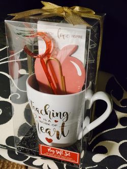 Photo 1 of "Teaching is a work of heart" Mug gift set