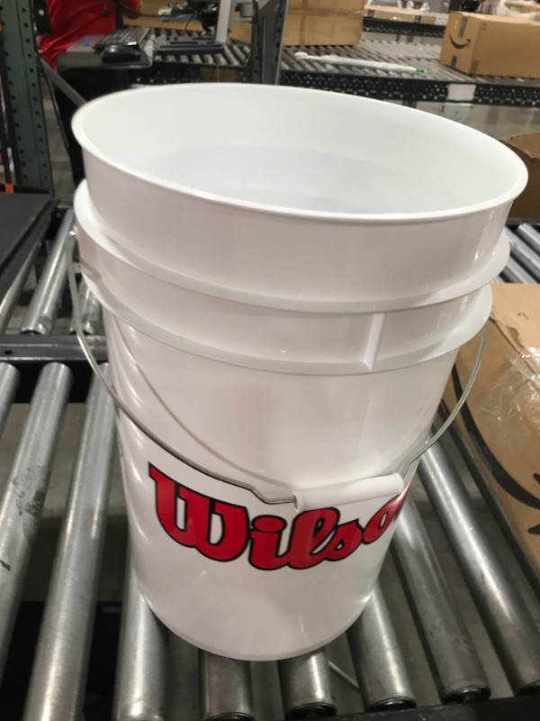 Photo 2 of "W" BALL BUCKET 