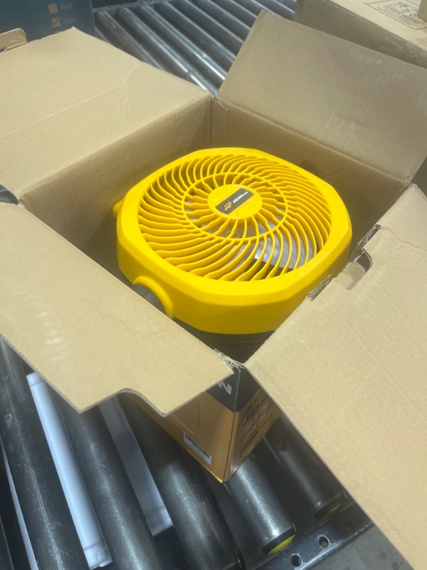 Photo 2 of Battery Operated Fan for Dewalt 20V Max Battery with AC Adapter, Up to 650 CFM Portable Fan, Variable Speed Battery Powered Fan Low Noise 30dB Cordless Fan, Jobsite Camping Fan (Only Tool)
