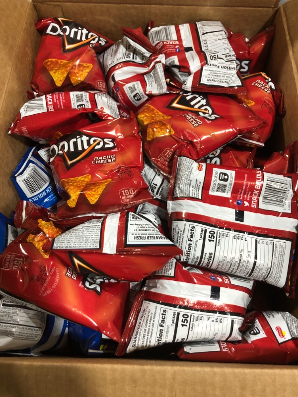 Photo 2 of Doritos Favorites (Nacho Cheese and Cool Ranch) Variety Pack, 40 Pack