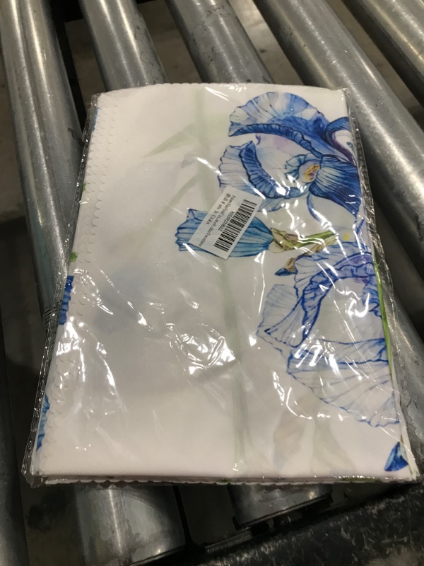 Photo 1 of Blue Floral Cloth Table Napkins Set of 6 20x20 Inch Spring Flower Blossom Green Leaf Butterfly Waterproof Square Dinner Napkin for Guest Wedding Home Holiday Decorations Blue Floral 20"x20"