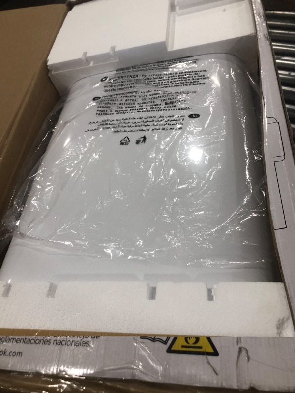 Photo 1 of 12,000 BTU Portable Air Conditioner Cools Up to 500 Sq.Ft, 3-IN-1 Energy Efficient Portable AC Unit with Remote Control & Installation Kits for Large Room, Campervan, Office, Temporary Space