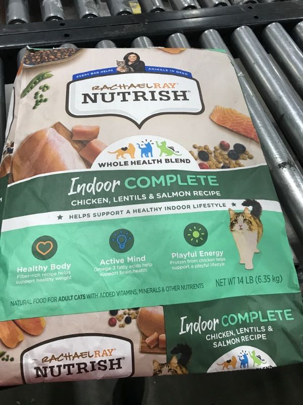 Photo 2 of Rachael Ray Nutrish Indoor Complete Chicken with Lentils & Salmon Recipe Natural Dry Cat Food, 14-lb bag
Exp 07/02/2024