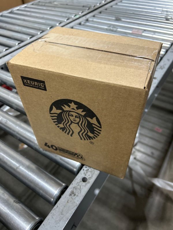 Photo 1 of Starbucks K-Cup Coffee Pods—Flavored Coffee—Variety Pack for Keurig Brewers—Naturally Flavored—100% Arabica—1 box (40 pods total)-- 09/JUL/2024
