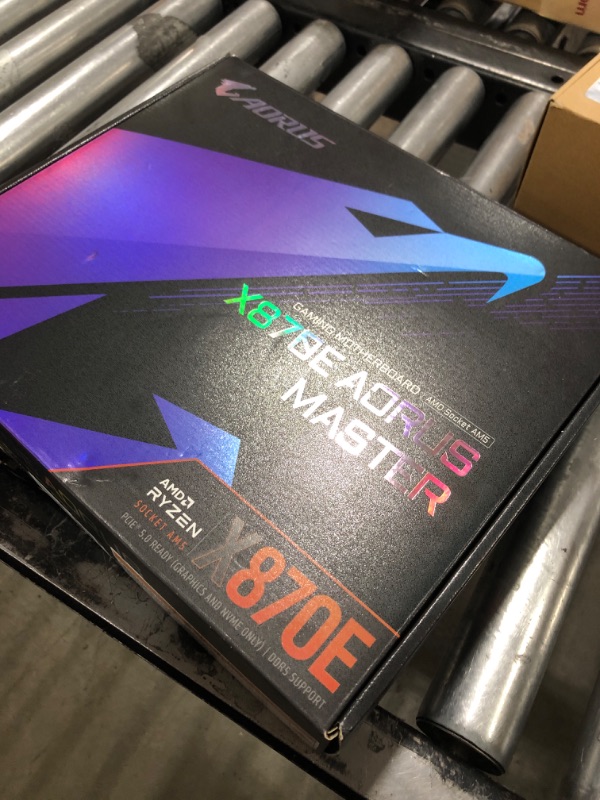 Photo 1 of GIGABYTE X870E AORUS Master AMD AM5 LGA 1718 Motherboard, ATX, DDR5, 4X M.2, PCIe 5.0, USB4, WIFI7, 5GbE LAN, EZ-Latch, 5-Year Warranty