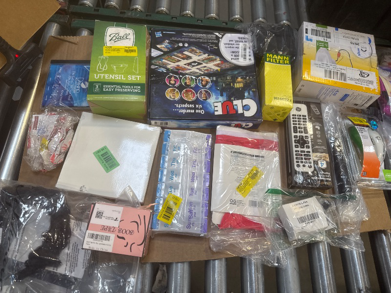 Photo 1 of Box Lot of Miscellaneous Items/ Final Sale 
