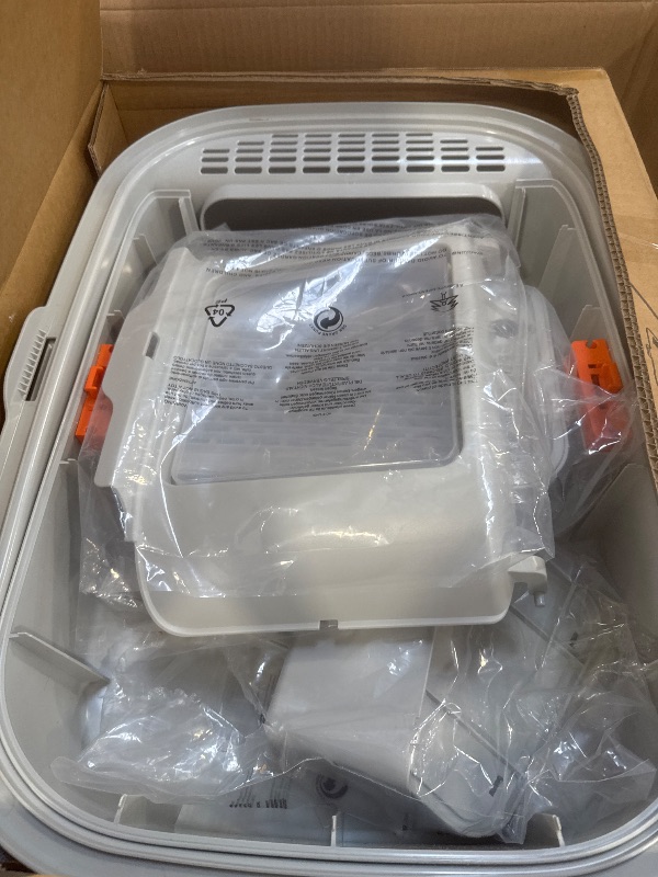 Photo 1 of Stainless Steel Cat Litter Box with Lid, XL Extra Large Litter Box for Big Cats, Enclosed Metal Kitty Litter Box with High Sided Enclosure & Scoop, Anti-Leakage, Non-Sticky, Easy Cleaning Gray
