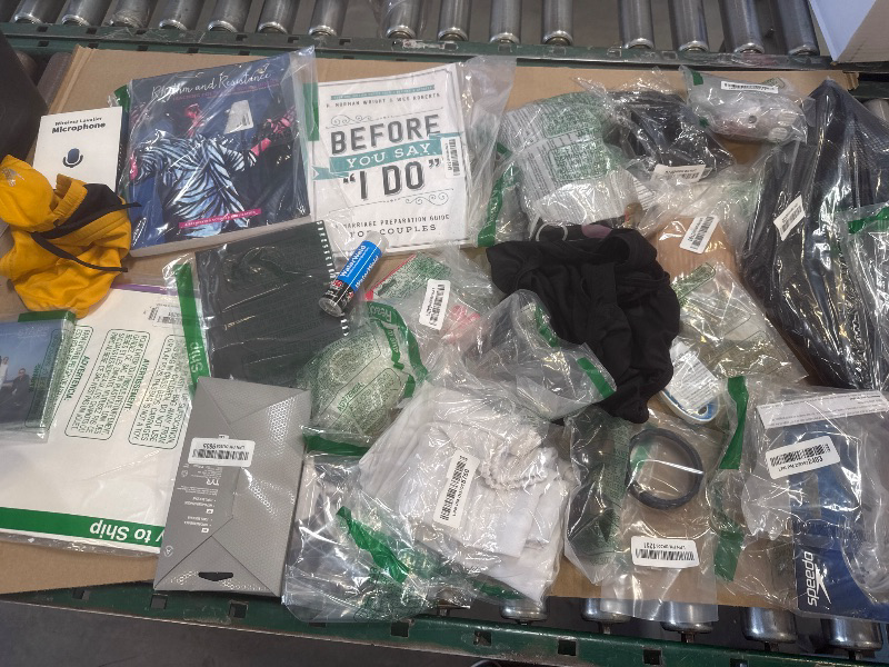 Photo 1 of Box Lot of Miscellaneous Items / Final Sale 
