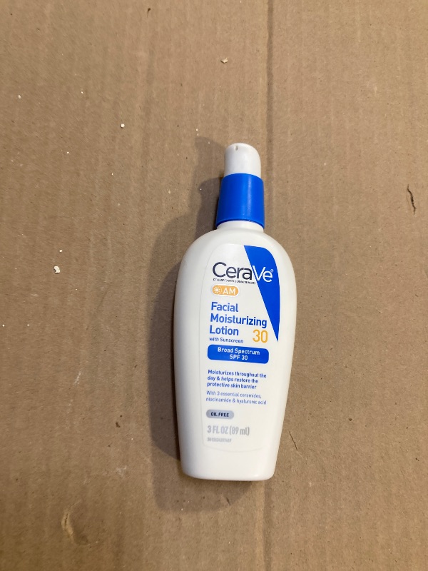 Photo 1 of CeraVe AM Facial Moisturizing Lotion with SPF 30, Oil-Free Face Moisturizer with SPF, Formulated with Hyaluronic Acid, Niacinamide & Ceramides, Non-Comedogenic, Broad Spectrum Sunscreen, 3 Ounce