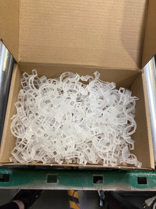 Photo 1 of 150 Pcs Plant Clips for Climbing Plants, Tomato Clips for Support, Plastic Garden Clips for Plants Grape Vine Vegetables Make Plant Grow Upright