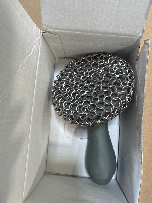 Photo 1 of SUBEKYU Cast Iron Scrubber with Silicone Handle, Stainless Steel Cast Iron Skillet Cleaner Chainmail Scrubber for Cast Iron Pans, Grey