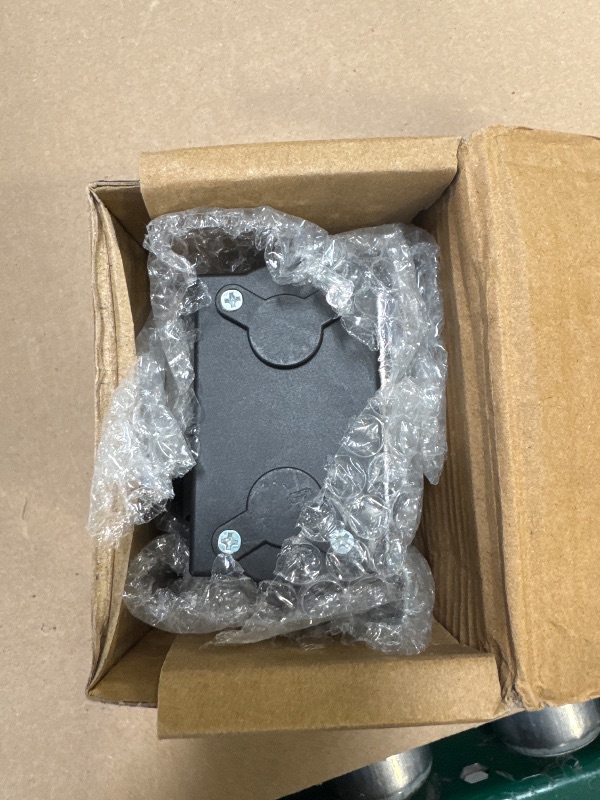 Photo 1 of XYZIL 500 Amp 12V Winch Contactor Relay Solenoid DC88P-1000 Compatible with Albright Compatible with Warn 4 Terminals w/Mount Bracket DC88P Motor Reversing