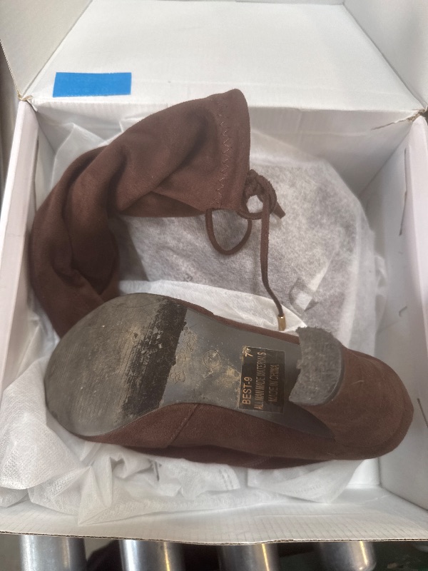 Photo 1 of Womens Brown Suede Knee-high  Boots Size 7