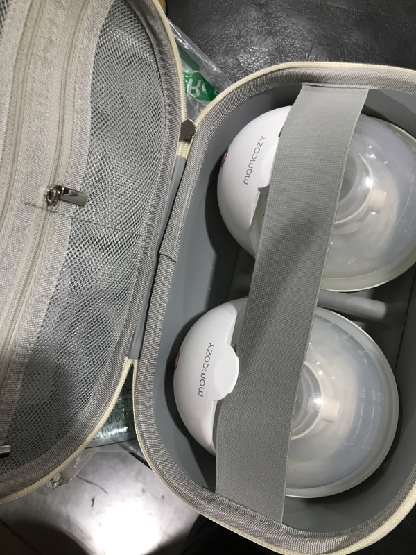 Photo 1 of Pump Hands Free of Moms, Electric Breast Pump