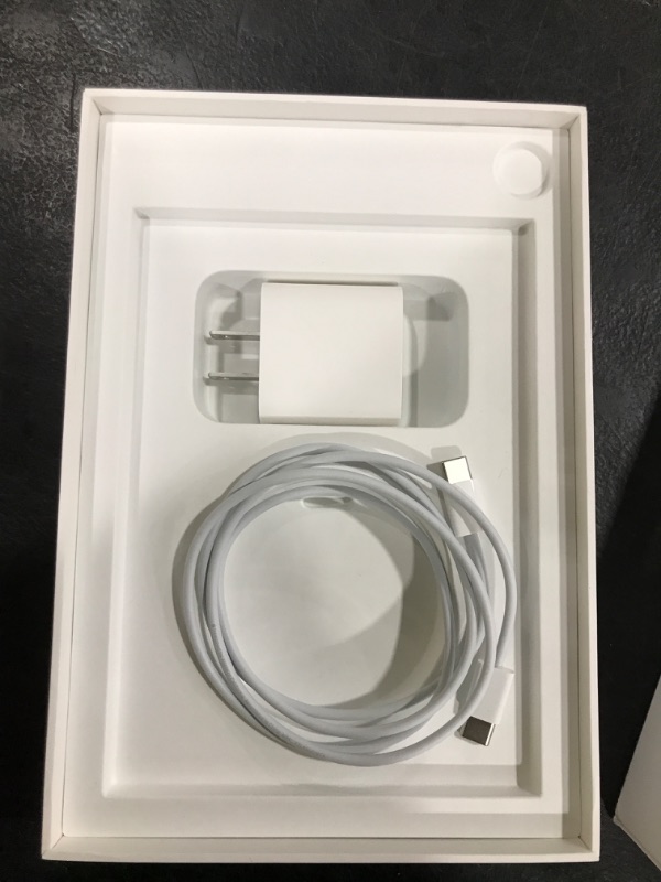 Photo 1 of Apple iPad Mini (6th Generation): A15 Bionic, 8.3-inch Liquid Retina Display, 64GB, Wi-Fi 6, 12MP front/12MP Back Camera, Touch ID, All-Day Battery Life – Purple
