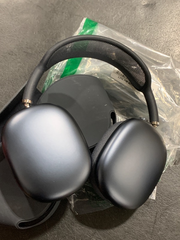 Photo 1 of Apple AirPods Max Wireless Over-Ear Headphones, Pro-Level Active Noise Cancellation, Transparency Mode, Personalized Spatial Audio, USB-C Charging, Bluetooth Headphones for iPhone - Midnight