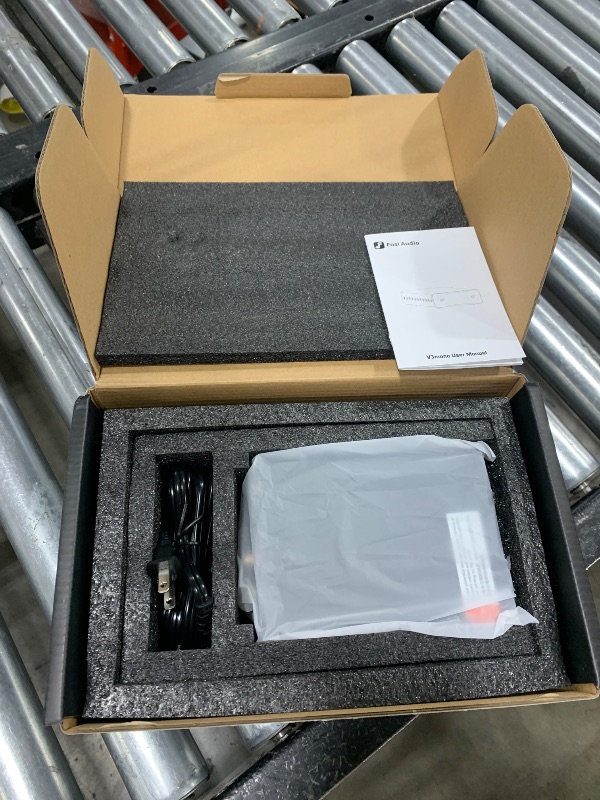 Photo 1 of Fosi Audio V3 Mono Power Amplifier for Home Audio Speakers, Mini Monoblock Class D Amp with TPA3255, 240W for HiFi Home Theater AVR Receiver Component, RCA/XLR Balanced Inputs 48V/5A Power