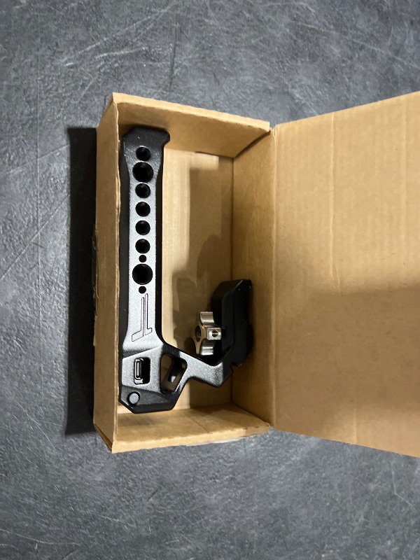 Photo 1 of SmallRig Quick Release Top Handle with Quick Release Slider, Two-Way Smooth Installation, Ergonomic Design, 15kg Max. Load, Built-in Multiple Mounting Points, HawkLock H21-4483