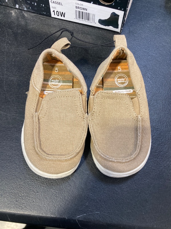 Photo 1 of Wonder Nation Baby Boy Canvas Loafer size 5
