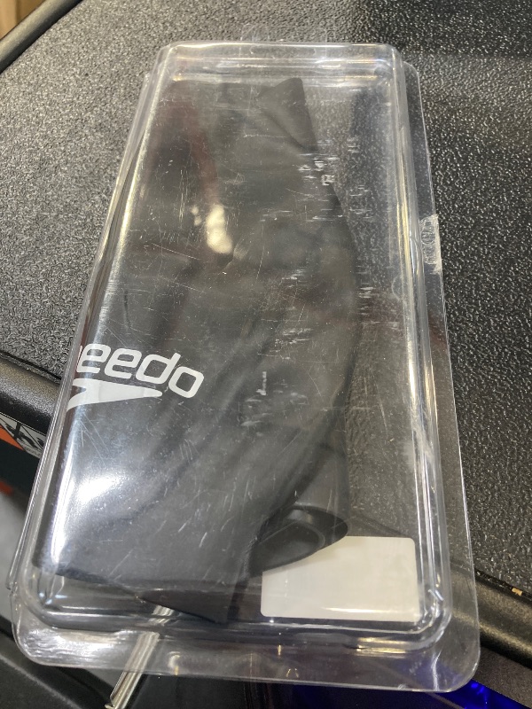 Photo 1 of Speedo Unisex-Adult Swim Cap Silicone