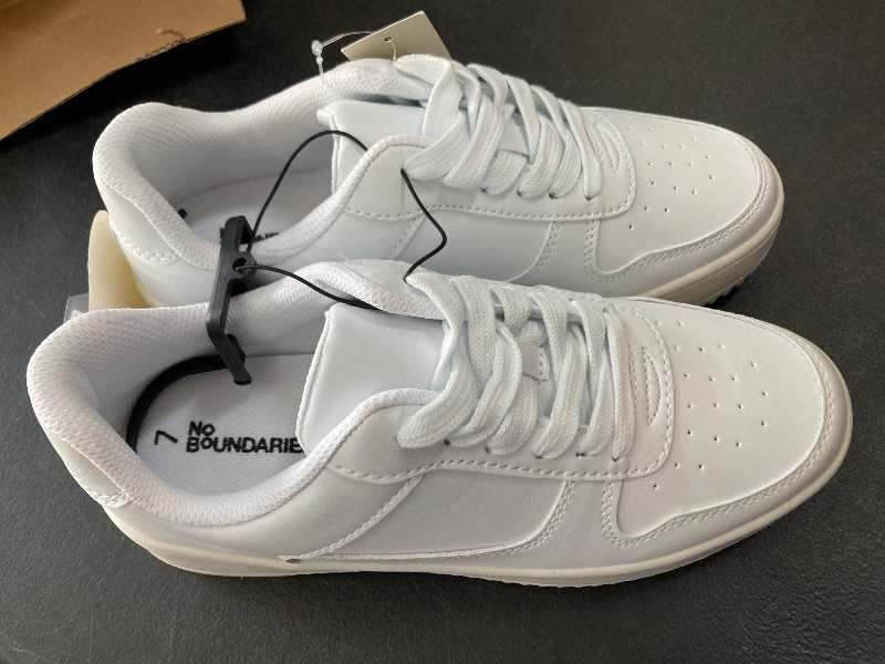 Photo 1 of No Boundaries Women's Platform Casual Lace Up Sneakers, Wide Width Available, Size 7
