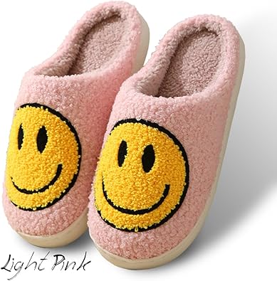 Photo 1 of Women's Men's Retro Preppy Happy Face Slippers Comfy Warm Plush Slip-On House Slipper for Winter Indoor Soft Cushion Non-slip Fluffy Slides Slippers - Size M 13/1