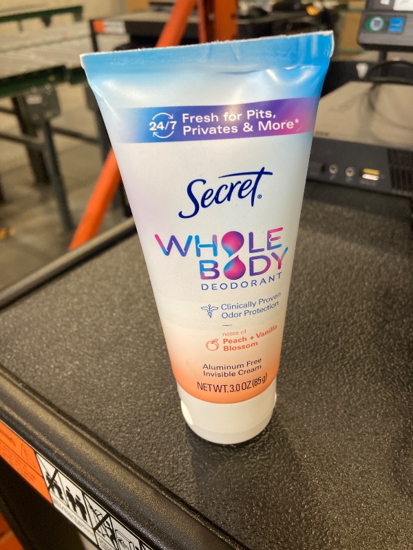 Photo 1 of Secret Whole Body Aluminum Free Deodorant Clear Cream - Peach & Vanilla