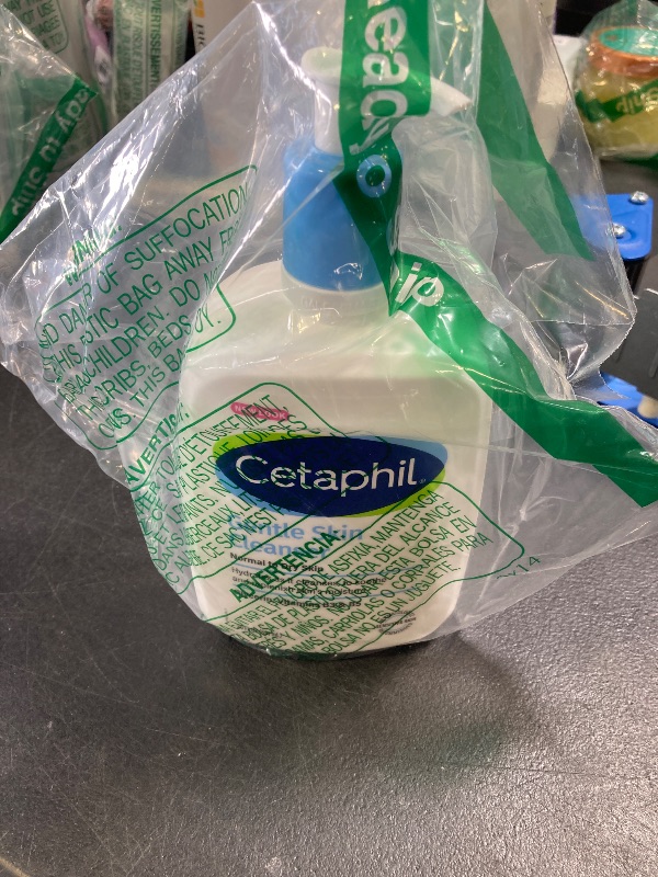 Photo 2 of Cetaphil Face Wash, Hydrating Gentle Skin Cleanser for Dry to Normal Sensitive Skin, NEW 20 oz, Fragrance Free, Soap Free and Non-Foaming