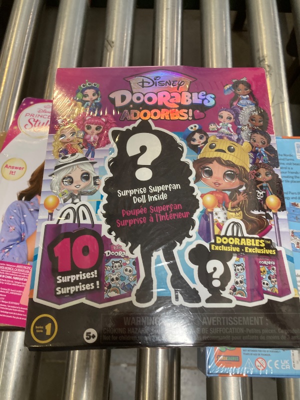 Photo 1 of Disney Doorables Adoorbs Blind