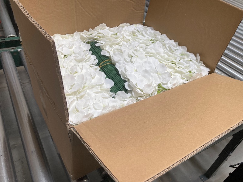 Photo 1 of Auihiay 204PCS Hydrangea Artificial Flowers, Silk Artificial Hydrangea Flowers Heads with Stems, Faux White Flowers for Wedding Centerpieces, Arch and Background, Bridal Shower and Home Decor (Ivory)