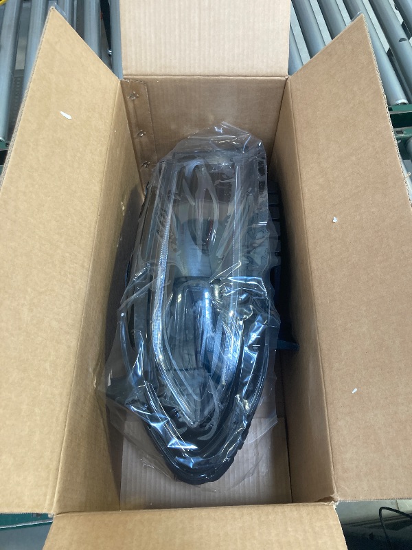 Photo 1 of  YUANZHENG Projector LED Headlight Assembly for [Dodge Charger 2015 2016 2017 2018 2019] with Dual Beam Lens DRL Head Lamp, YAA-CHR-2033 (Projector) DRIVER SIDE