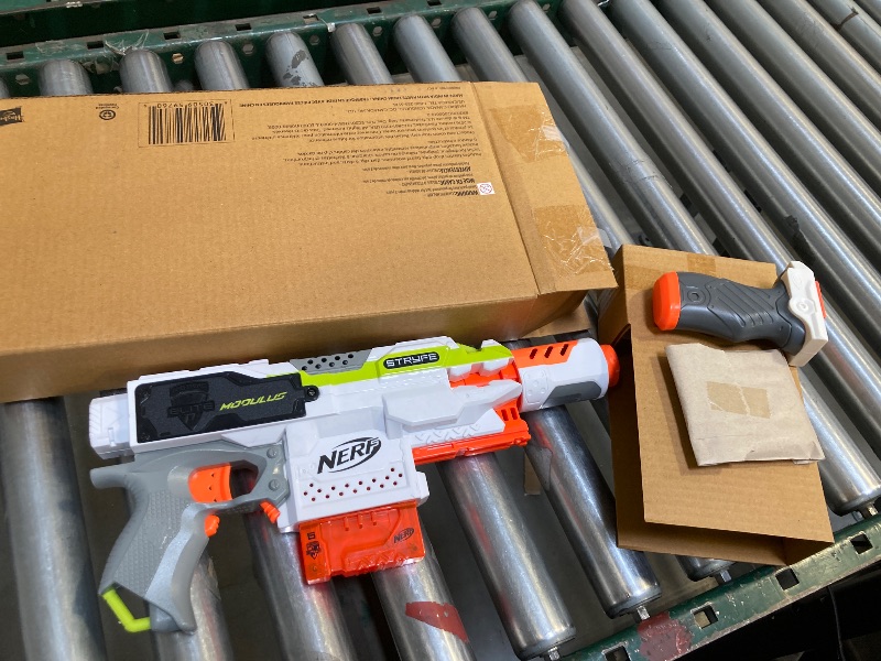 Photo 1 of Nerf Stryfe Modulus Motorized Toy Blaster with Drop Grip Barrel Extension 6 Darts