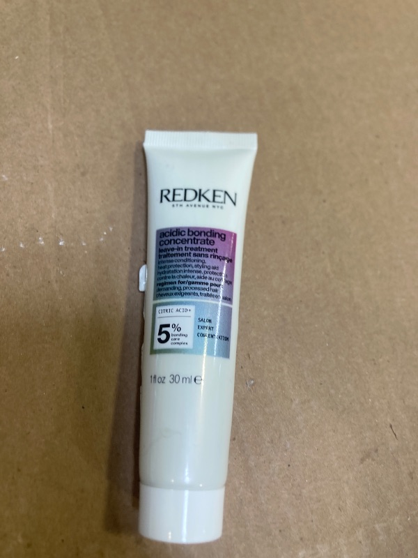 Photo 1 of Redken Bonding Treatment for Damaged Hair Repair | Acidic Bonding Concentrate | For All Hair Types