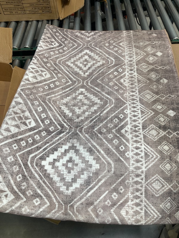 Photo 1 of 5X7ft Area Rug
