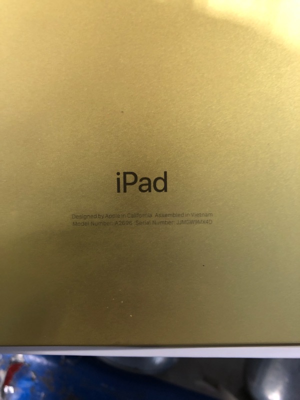 Photo 1 of ***Small scuffs on the back*** Certified Refurbished iPad 10.9" (10th Generation) (Wi-Fi) - 64GB