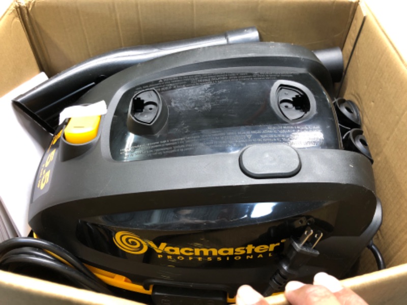 Photo 3 of ***USED** Vacmaster Professional - Professional Wet/Dry , 5 Gallon, Beast Series, 5.5 HP 1-7/8" Hose Jobsite Vac (VFB511B0201), Black 5 Gal 5.5 HP Vac