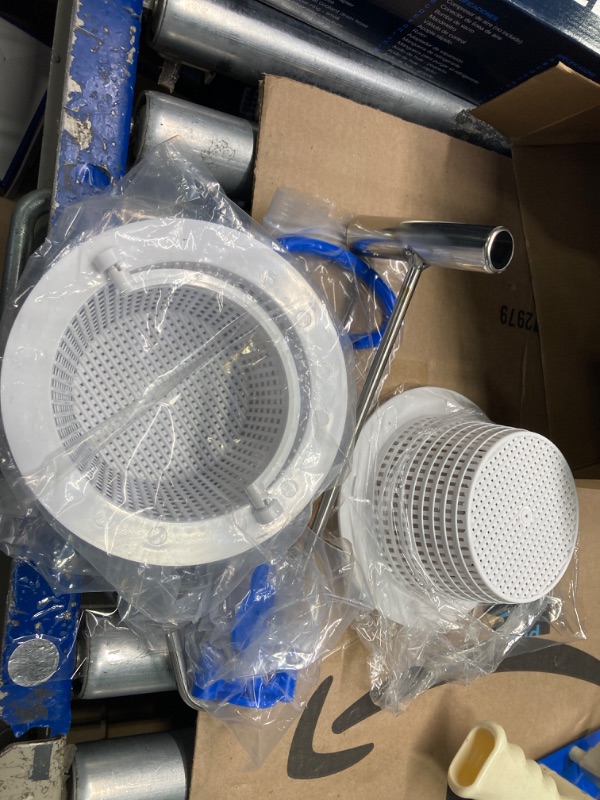 Photo 2 of ******Sale for parts only no returns*****
2 Pcs Spx1091c SP1091WM Skimmer Basket Compatible with Hayward with 1 Skimmer Basket Handle, 1 Skimmer Basket Hook Kit, Skim Remove Debris, Cleanout Leaves, Clean Pool