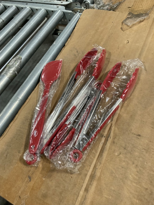 Photo 3 of ****** NO RETURNS SALE FOR PARTS ONLY*****
 Kitchen Tongs for Cooking Grilling Set of 4, BBQ Grill Tongs With Silicone Tip Stainless Steel Heat Resistant, Non-stick Pull Lock, Incl 7, 9, 12 Inch Tong Plus a Silicone Spatula Red