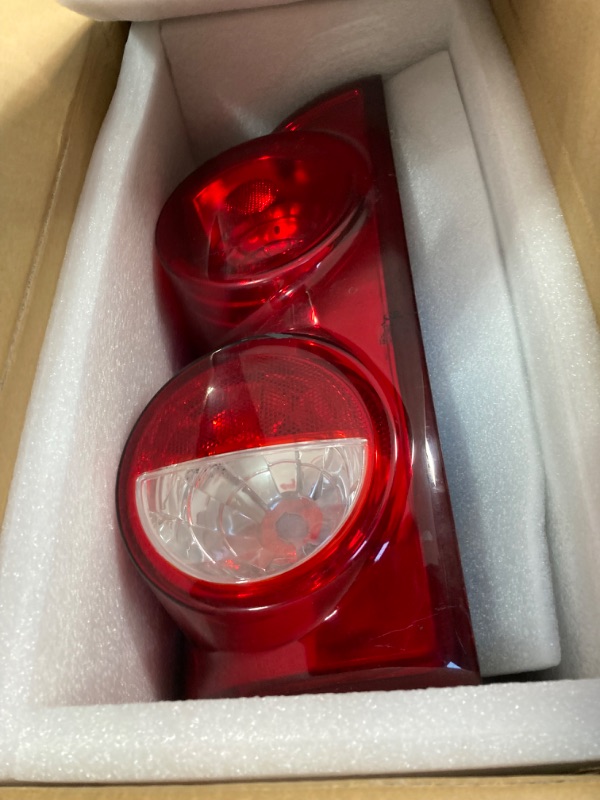 Photo 3 of ***AS IS / NO RETURNS -  FINAL SALE***
Tail Light Fit For 2007 2008 Dodge Ram 1500/07 08 09 Ram 2500 3500 Rear Brake Lamp Red