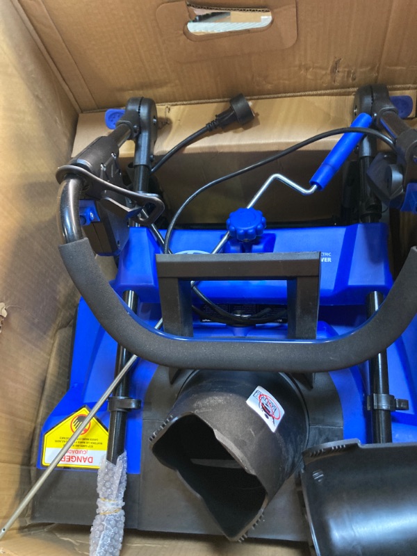 Photo 5 of *****NON FUNCTIONAL//SOLD AS PARTS***** 
***NONREFUNDABLE//SOLD AS PARTS*** 
120-Volt 21-Inch Single Stage Electric Snow Blower